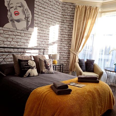 Lynbar Hotel بلاكبول المظهر الخارجي الصورة